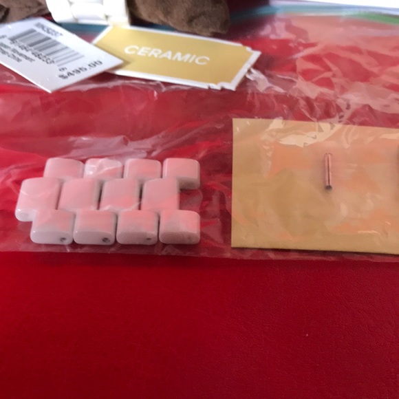 Michael Kors white ceramic watch. - Picture 5 of 5